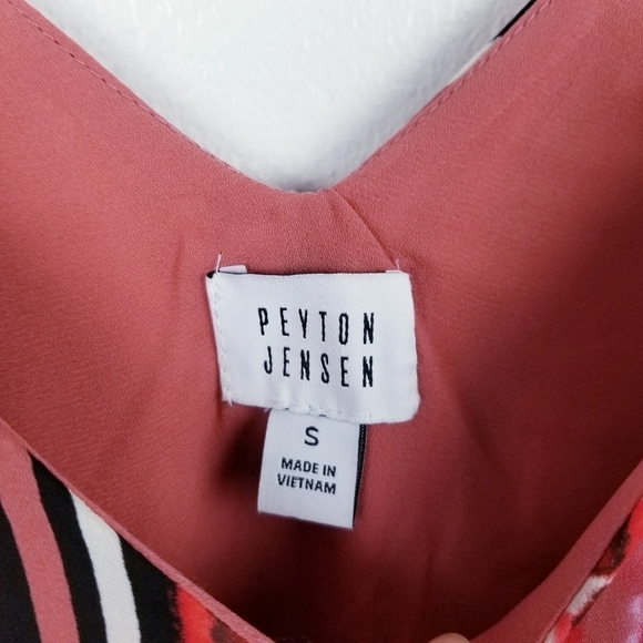 Peyton Jensen Tank Top - Picture 3 of 10